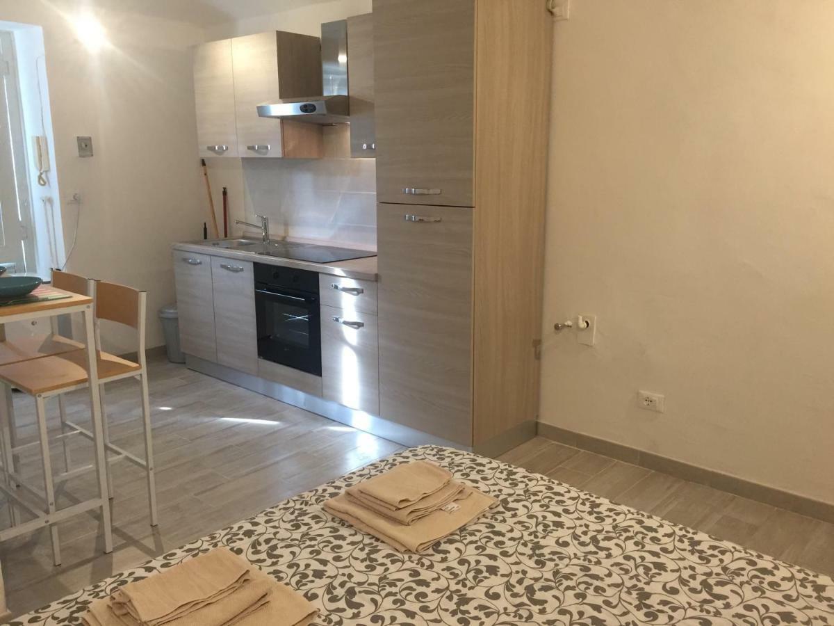 Апартаменты Monolocale Via Berthollet 6 Турин Экстерьер фото